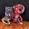 peluche poupée kalice kroc fleur rouge