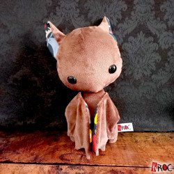 kroc peluche doudou chauve souris forêt