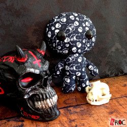 peluche poupée kalice kroc squelette halloween