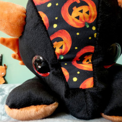 collection halloween kroc peluche dragon