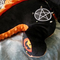 collection halloween kroc peluche dragon