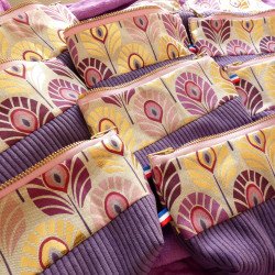 kroc peluche accessoire trousse saint valentin paon violette doré